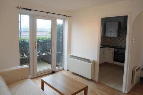 1 bedroom flat to rent, Ringwood Gardens, London E14