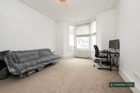 Goodwin Road, Shepherds Bush W12