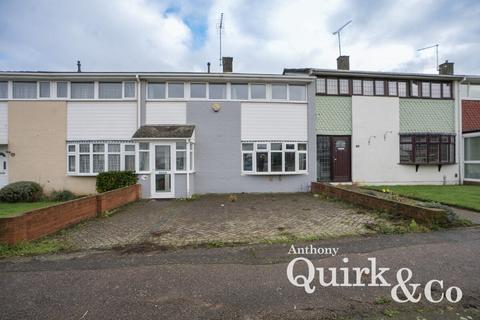 undefined, Shepeshall, Basildon, SS15