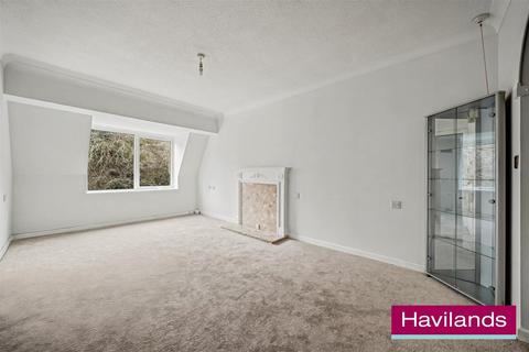 undefined, Homewillow Close, London
