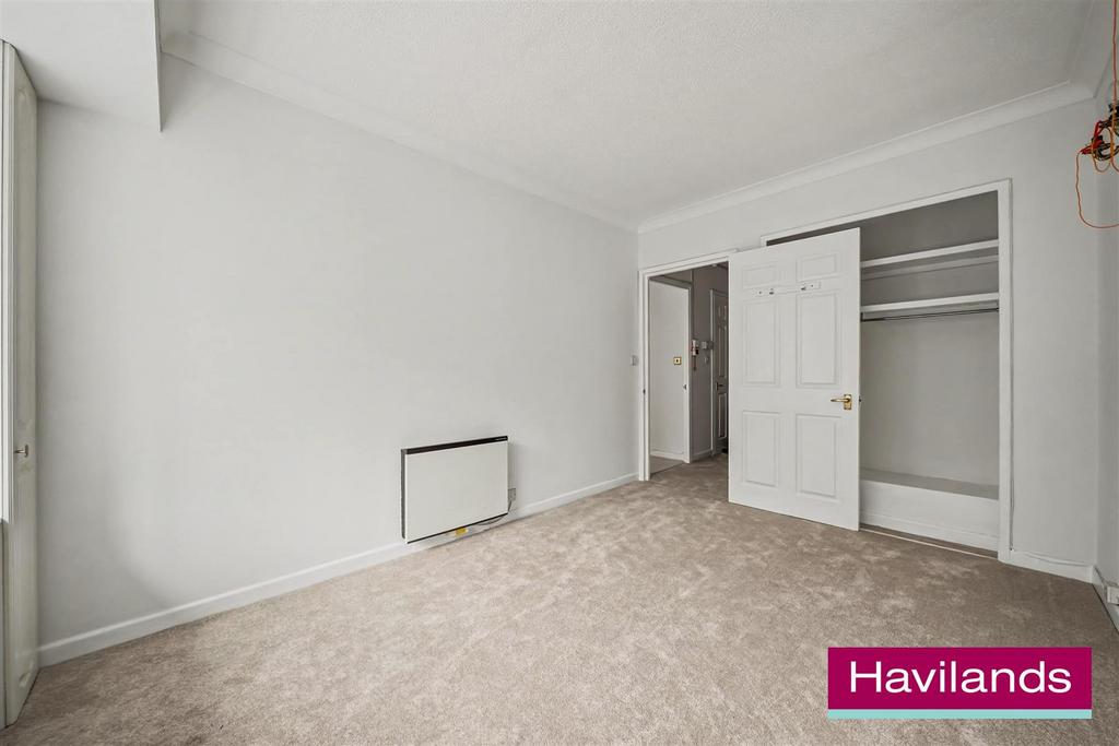 Homewillow Close N21 2 HJ-7.jpg
