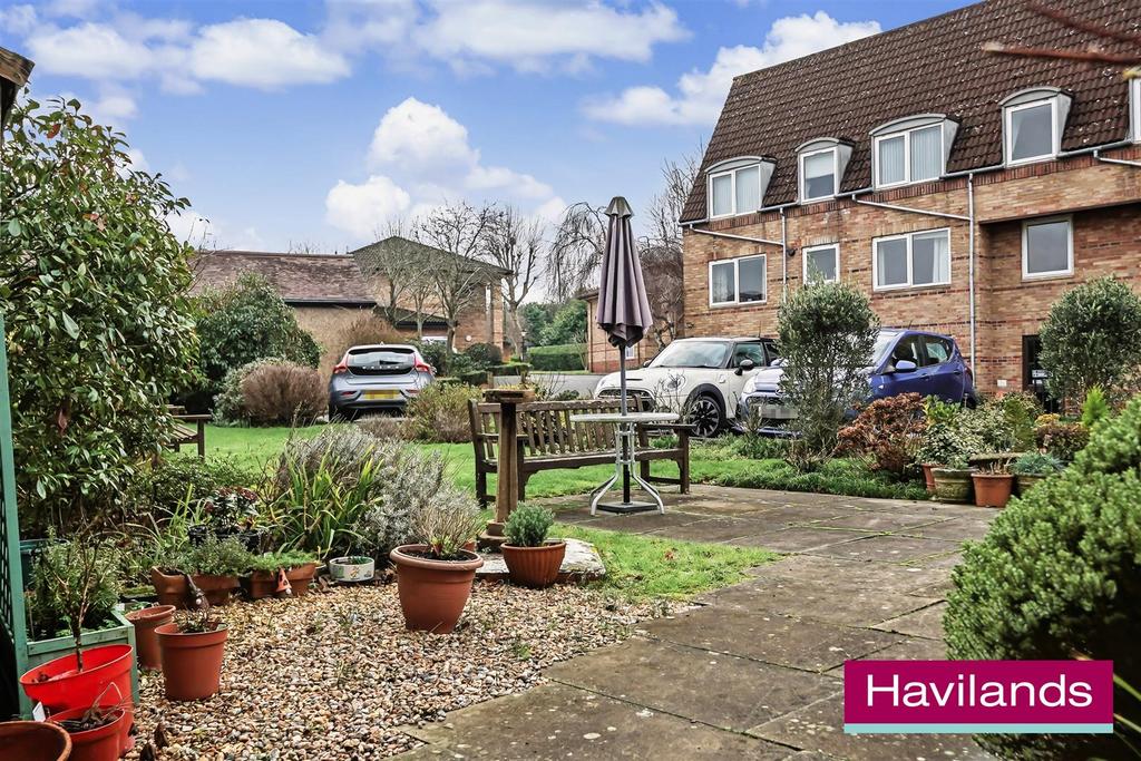 Homewillow Close N21 2 HJ-1.jpg