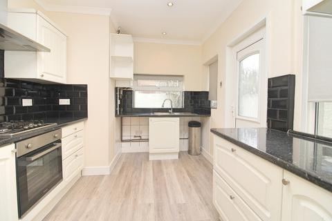 3 bedroom terraced house to rent, Havelock Road, Eastbourne