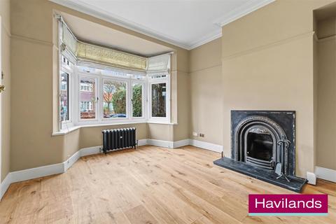 3 bedroom terraced house for sale, Amberley Road, Enfield