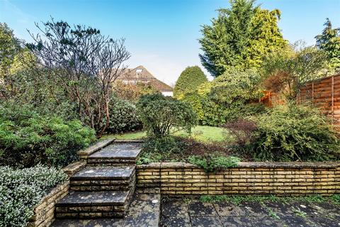 4 bedroom terraced house for sale, Home Park, Hurst Green, Oxted