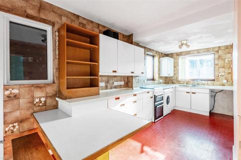 4 bedroom terraced house for sale, Home Park, Hurst Green, Oxted