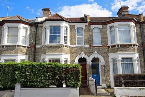 Avenue Road, London W3