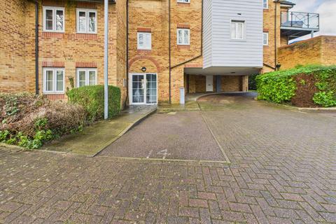 1 bedroom apartment for sale, Willow Court, Hemel Hempstead, HP3