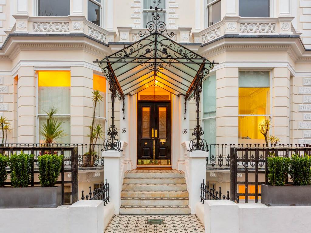 Holland Park 69, Fla