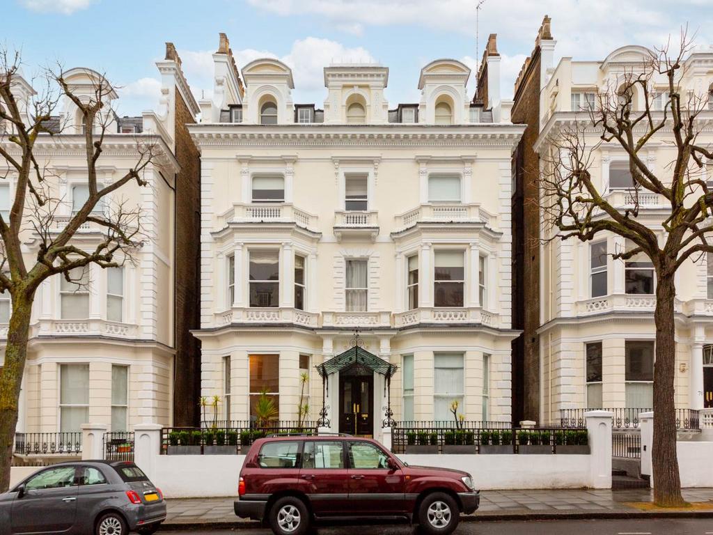 Holland Park 69, Fla