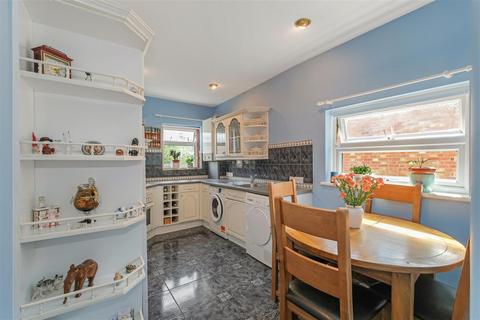 1 bedroom apartment for sale, Whitney Road, London E10