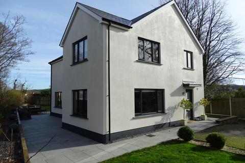 4 bedroom house for sale, Parc Clomendy, Llansteffan, Carmarthen