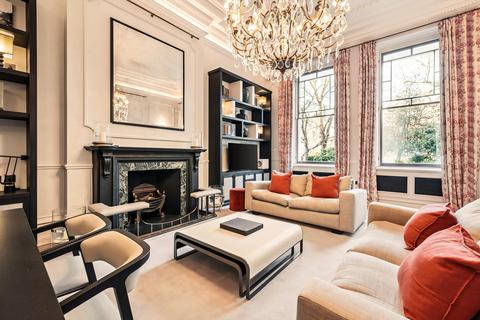 undefined, Cadogan Square, London SW1X