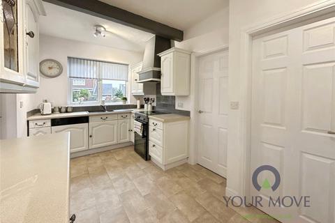 3 bedroom bungalow for sale, Spring Lane, Barnsley S71