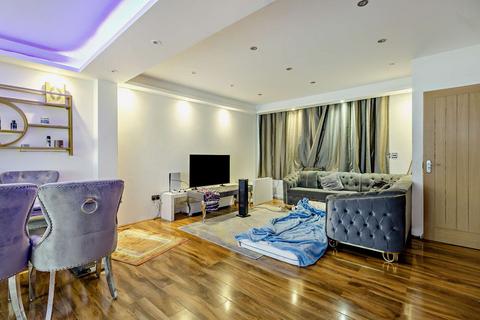 3 bedroom semi-detached house for sale, Croppath Road, Dagenham, RM10