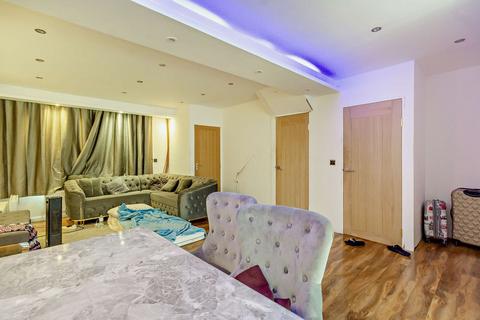 3 bedroom semi-detached house for sale, Croppath Road, Dagenham, RM10