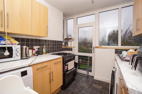 3 bedroom terraced house for sale, Oakfield Road, Hastings