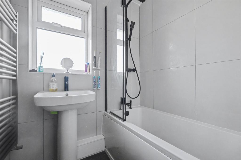 Bathroom.jpeg