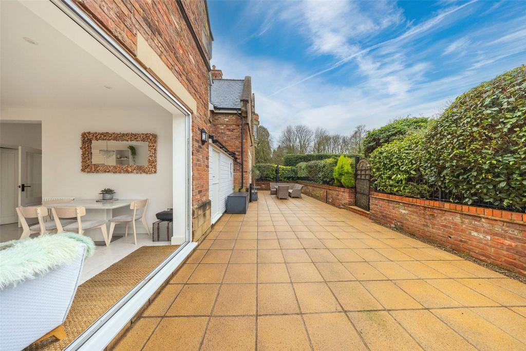 Patio/Bi Folds