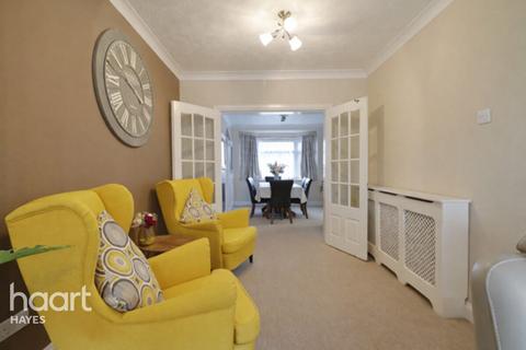 3 bedroom semi-detached house for sale, Kingshill Avenue, Hayes