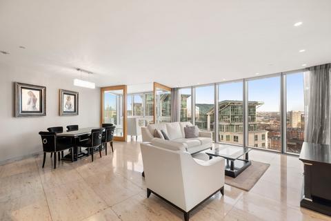 2 bedroom flat to rent, The Tower, St George Wharf, London