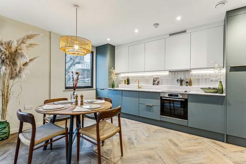 undefined, Craven Avenue, London W5