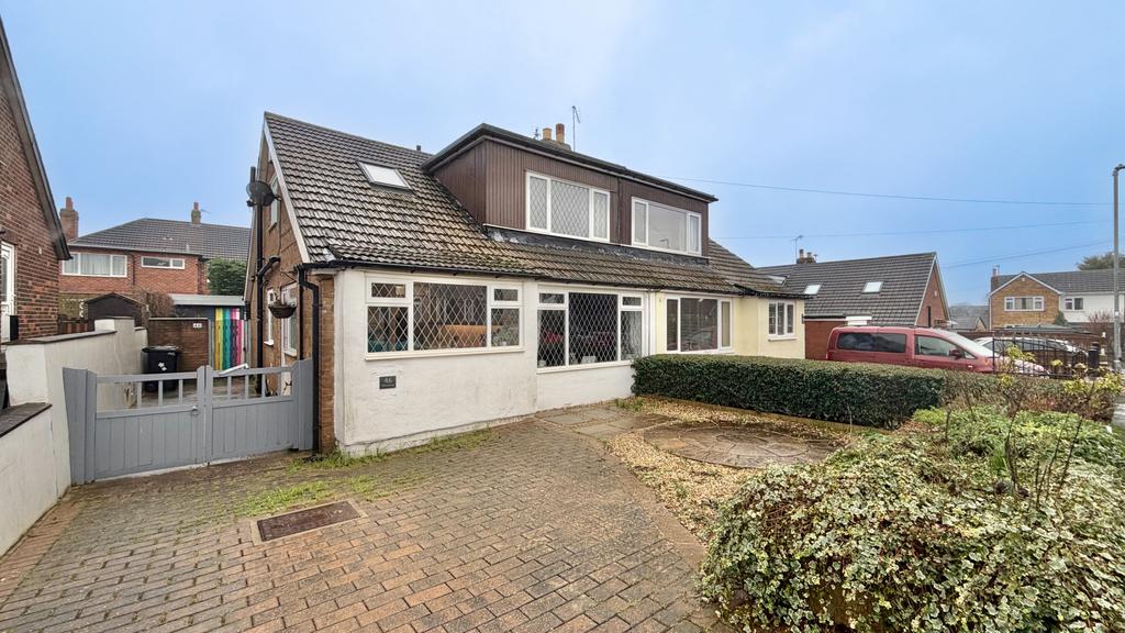 4 Bedroom Semi Detached for Sale