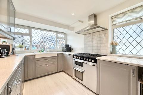 4 bedroom semi-detached house for sale, Westway, Garforth