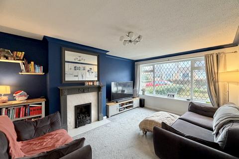 4 bedroom semi-detached house for sale, Westway, Garforth