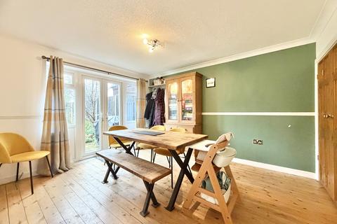 4 bedroom semi-detached house for sale, Westway, Garforth