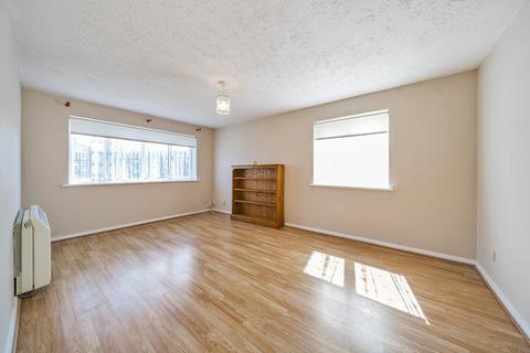 undefined, Fairfield Close, Mitcham, CR4