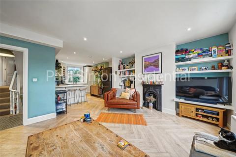 3 bedroom apartment for sale, Lothair Road South, Harringay, London, N4