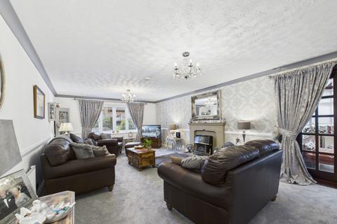 4 bedroom detached house for sale, Penwortham Court, Penwortham PR1