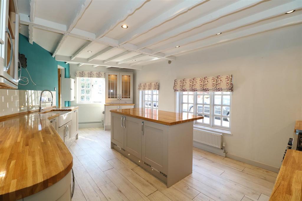 Breakfast kitchen