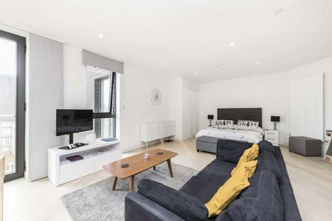 undefined, Admiralty Avenue, London E16