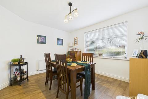 3 bedroom semi-detached house for sale, Oakdale Road, Consett