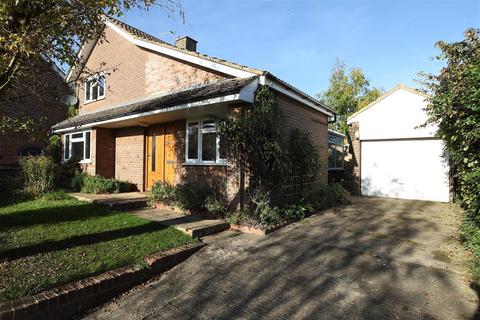 3 bedroom detached house to rent, Long Crendon