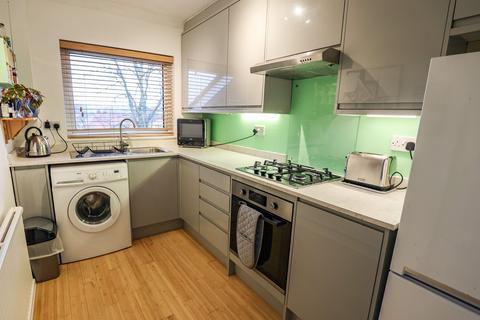 2 bedroom flat for sale, Braemar Court, Morecambe