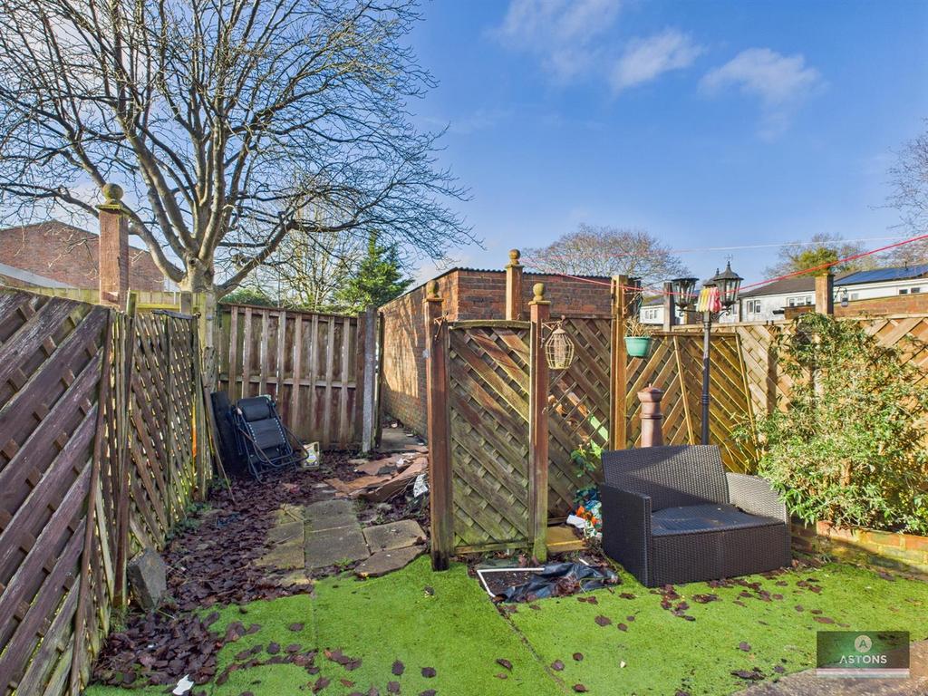 CAM04622 G0-PR0174-STILL007.jpg