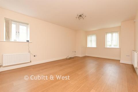 2 bedroom ground floor flat for sale, Magnolia Drive, Banstead, Surrey