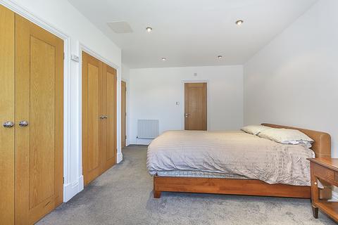 2 bedroom flat to rent, Warren House, Beckford Close, Kensington, London, W14