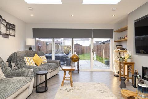 undefined, 19 Mayflower Grove, Loanhead, EH20