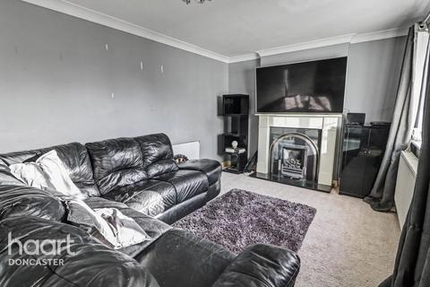 3 bedroom detached house for sale, Lord Porter Avenue, Stainforth, Doncaster