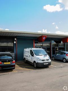 Warehouse to rent, Travellers Clos North Mymms AL9 7NT
