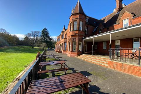 Office to rent, Bletchingley Rd Nutfield RH1 4HW