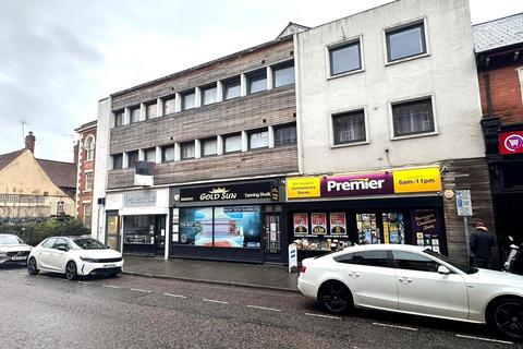 Retail property (high street) to rent, 10-14 Barnby Gate Newark NG24 1PZ