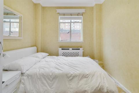 1 bedroom flat to rent, Ennismore Gardens, South Kensington, SW7