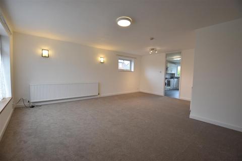 undefined, Summersvere Close, Crawley