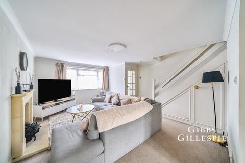 2 bedroom terraced house to rent, Chichester Avenue, Ruislip, HA4