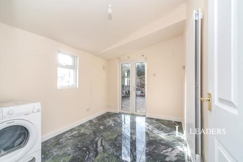 undefined, Pembroke Street, Bedford, Bedfordshire, MK40